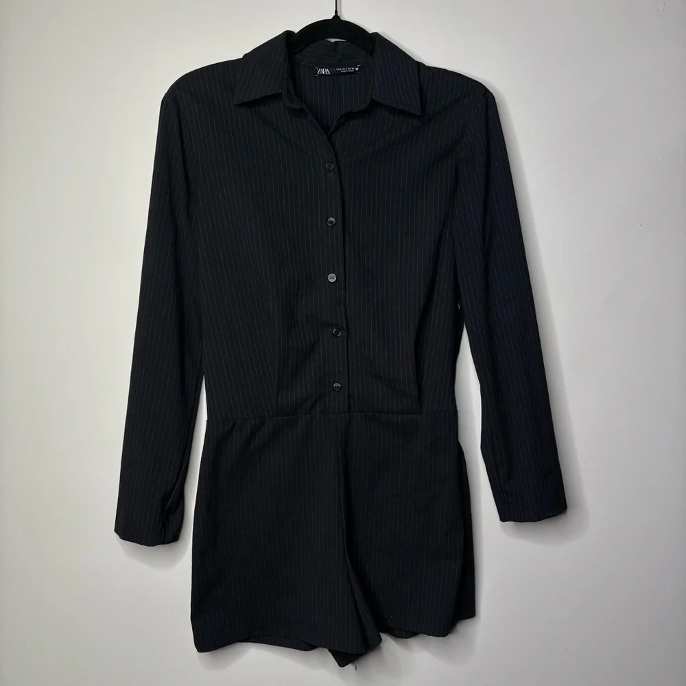 Zara Black Pinstriped Short Jumpsuit Romper Business Casual - Picture 4 of 7